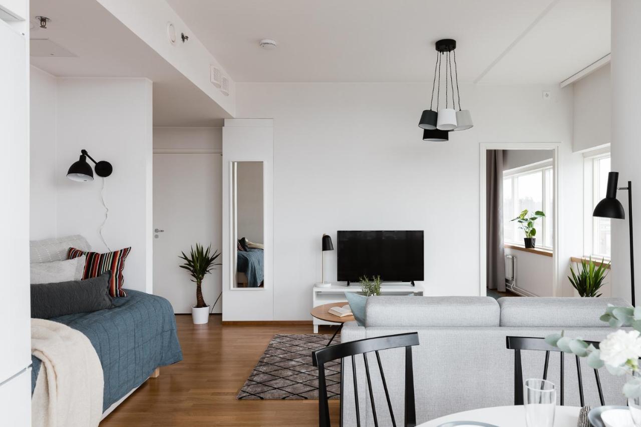 Sleepwell Apartments Itaekeskus, Close To Metro เฮลซิงกิ ภายนอก รูปภาพ