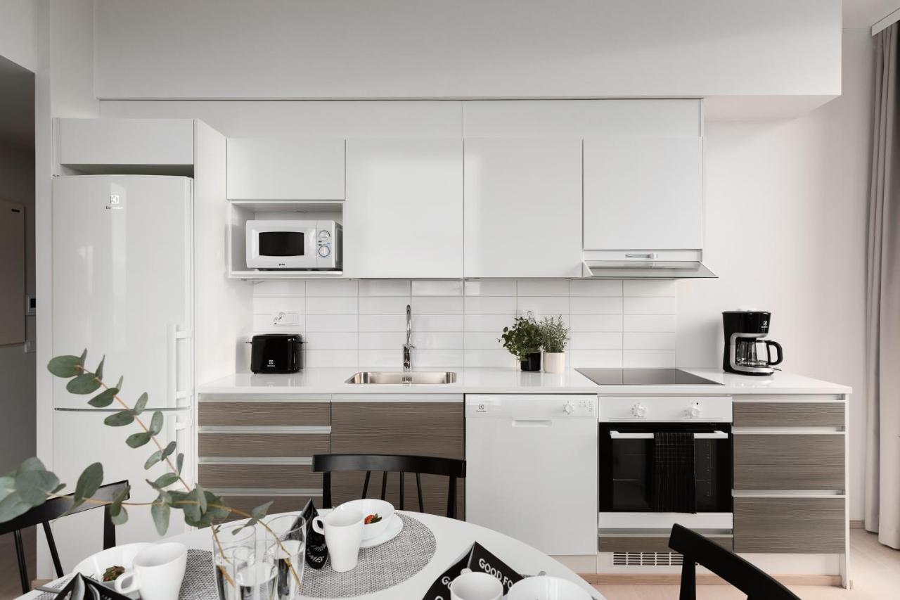 Sleepwell Apartments Itaekeskus, Close To Metro เฮลซิงกิ ภายนอก รูปภาพ