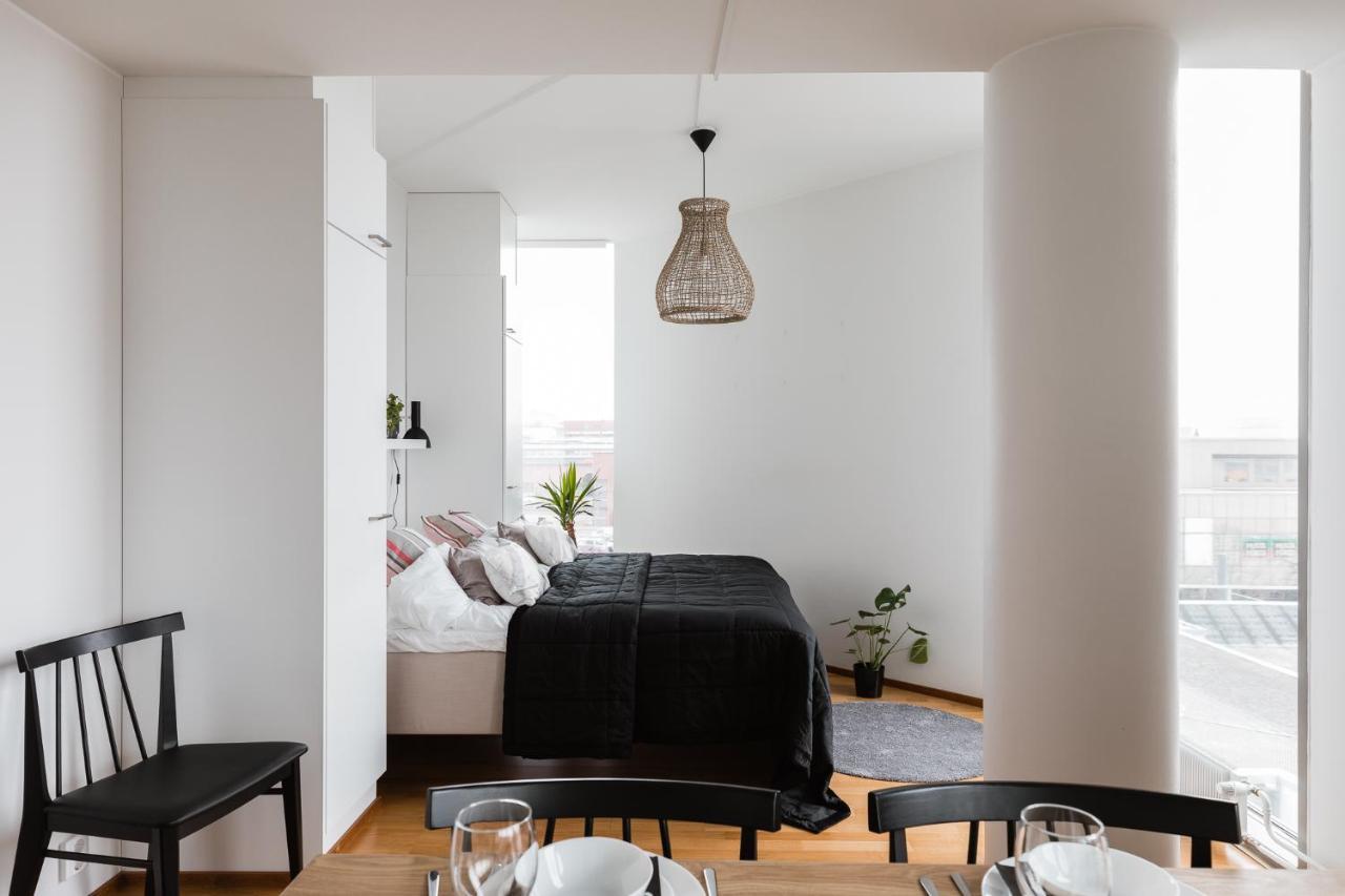 Sleepwell Apartments Itaekeskus, Close To Metro เฮลซิงกิ ภายนอก รูปภาพ