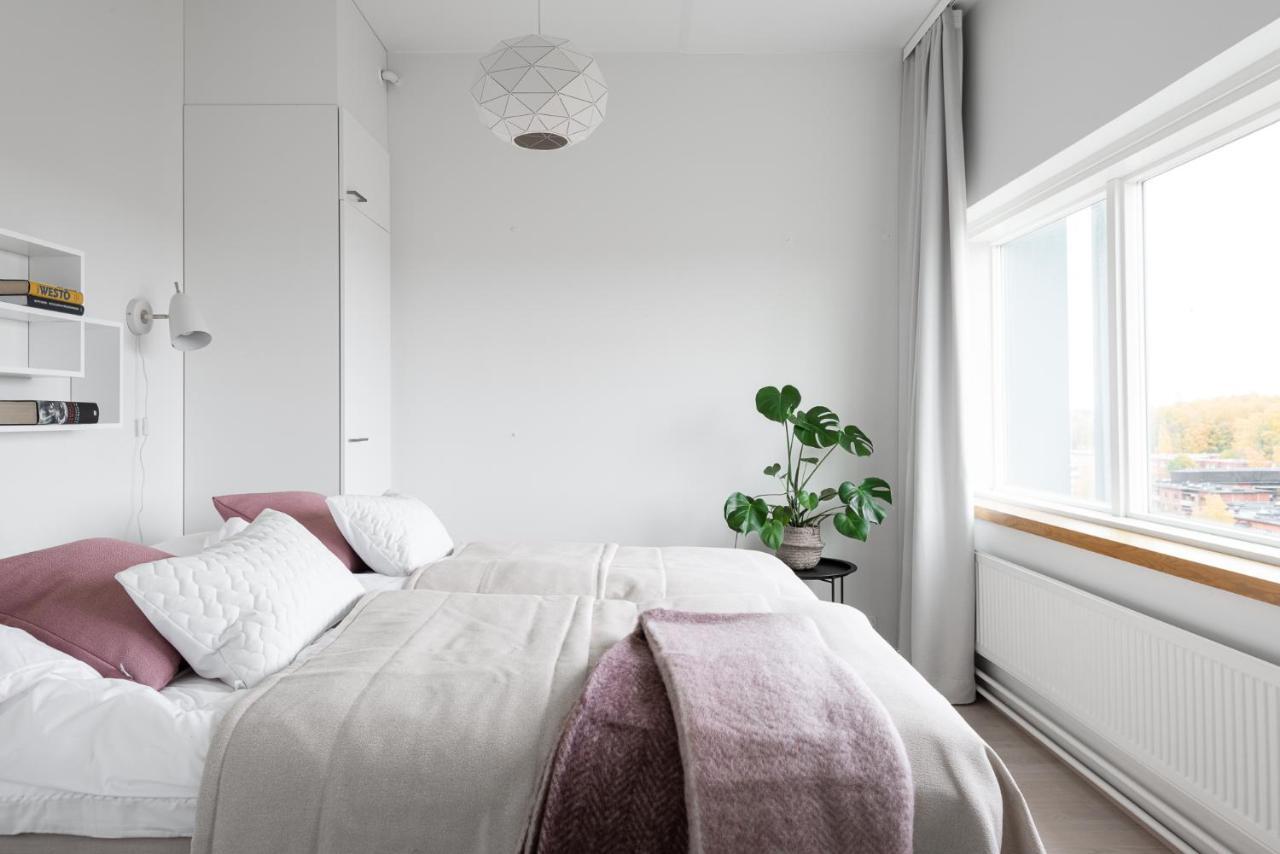 Sleepwell Apartments Itaekeskus, Close To Metro เฮลซิงกิ ภายนอก รูปภาพ